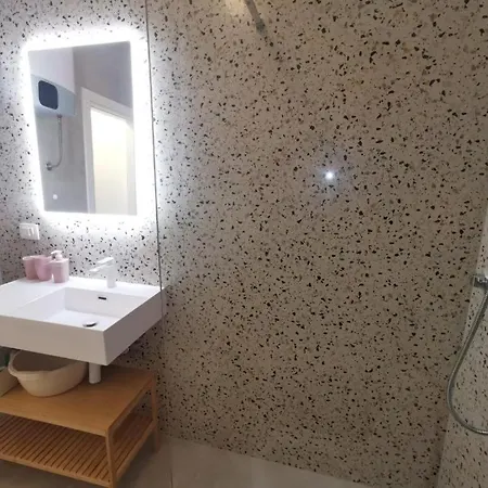 Adriana Apartment *