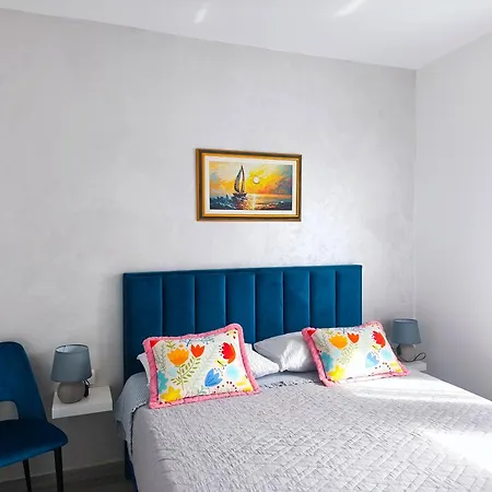 Apartment Adriana Seget Vranjica